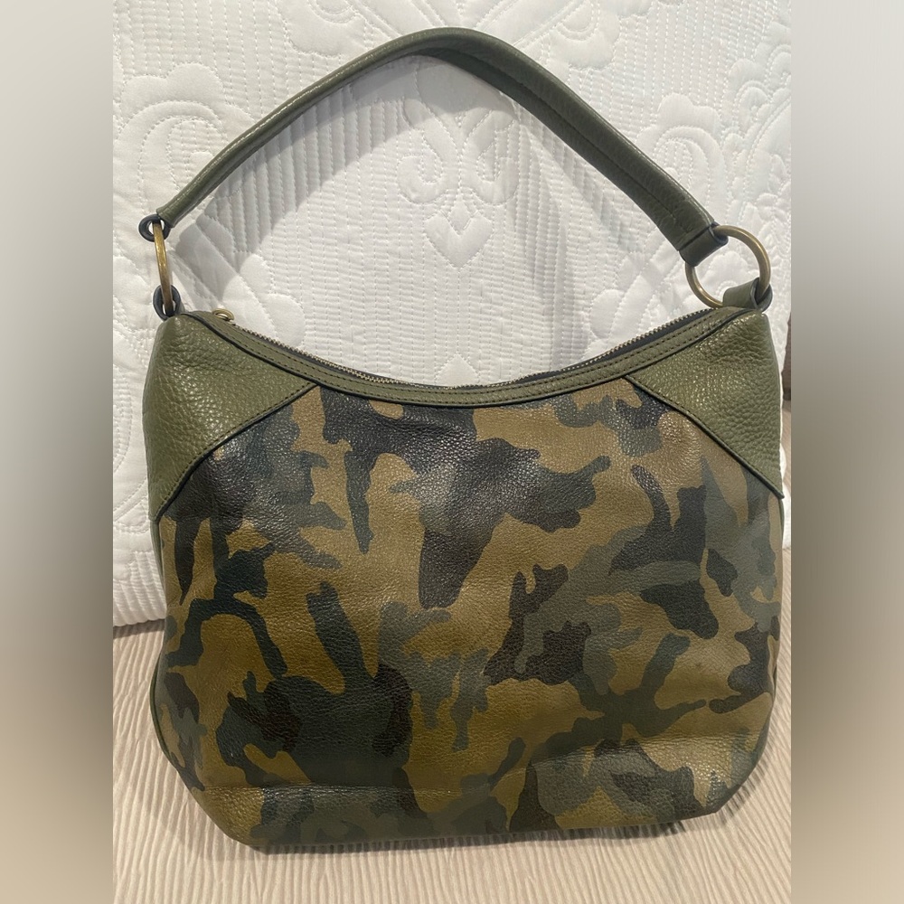 Margot Camouflage Green Women's Bag.